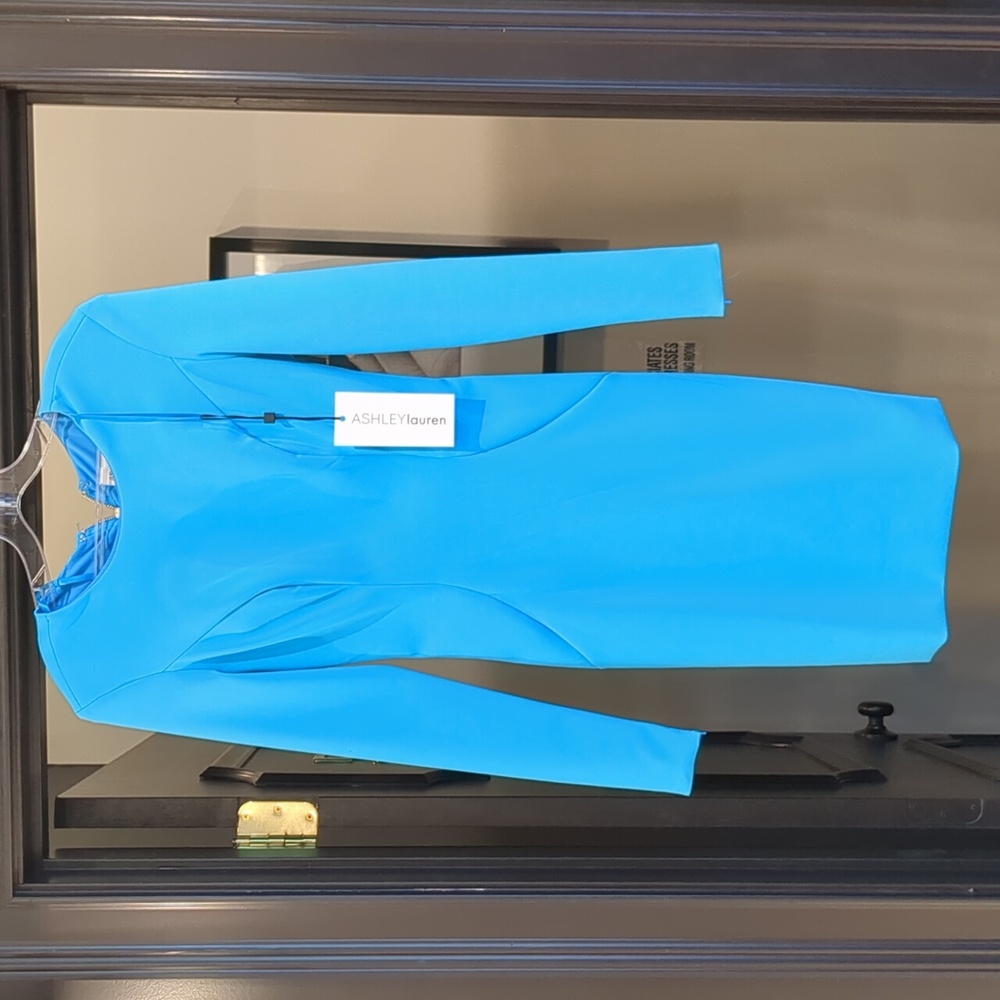 Ashley Lauren size 0 Turquoise Dress.   .8